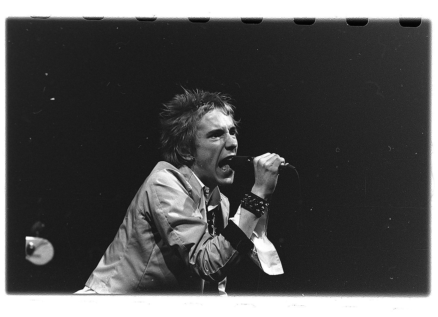 2. "God Save the Queen" – Sex Pistols (1977) (Sex Pistols i Norge, 1977, No restrictions)