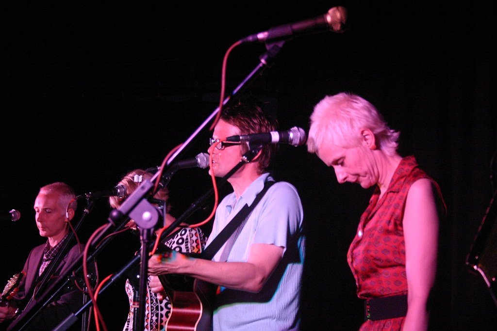 Chumbawamba Goes from Anarchist Collective to Arena Anthem (deargdoom57, Flickr, CC BY 2.0)