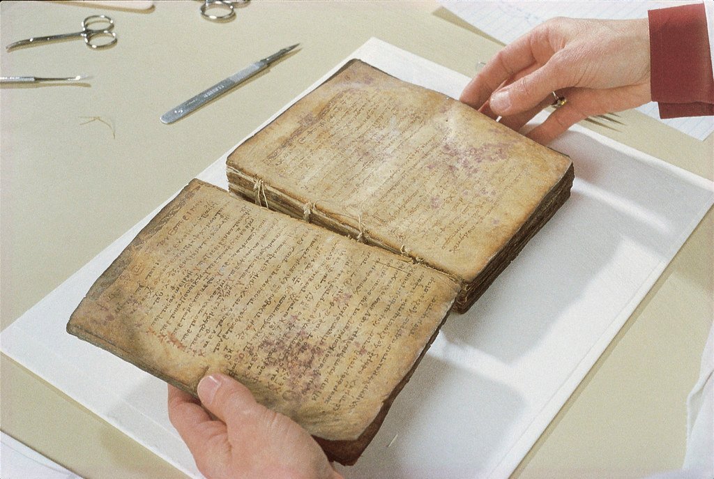 Why Lost Works Keep Disappearing and Resurfacing (Image Credits: Flickr)