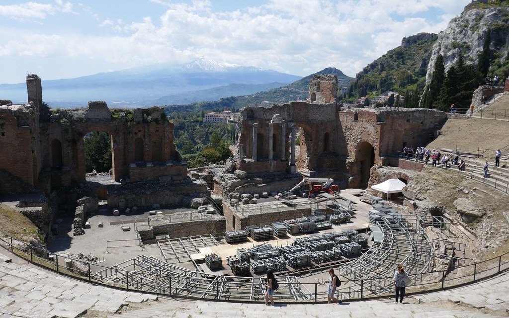 Ancient Epics: When Stories Were the Only Maps We Had (foilman, Flickr, CC BY-SA 2.0)