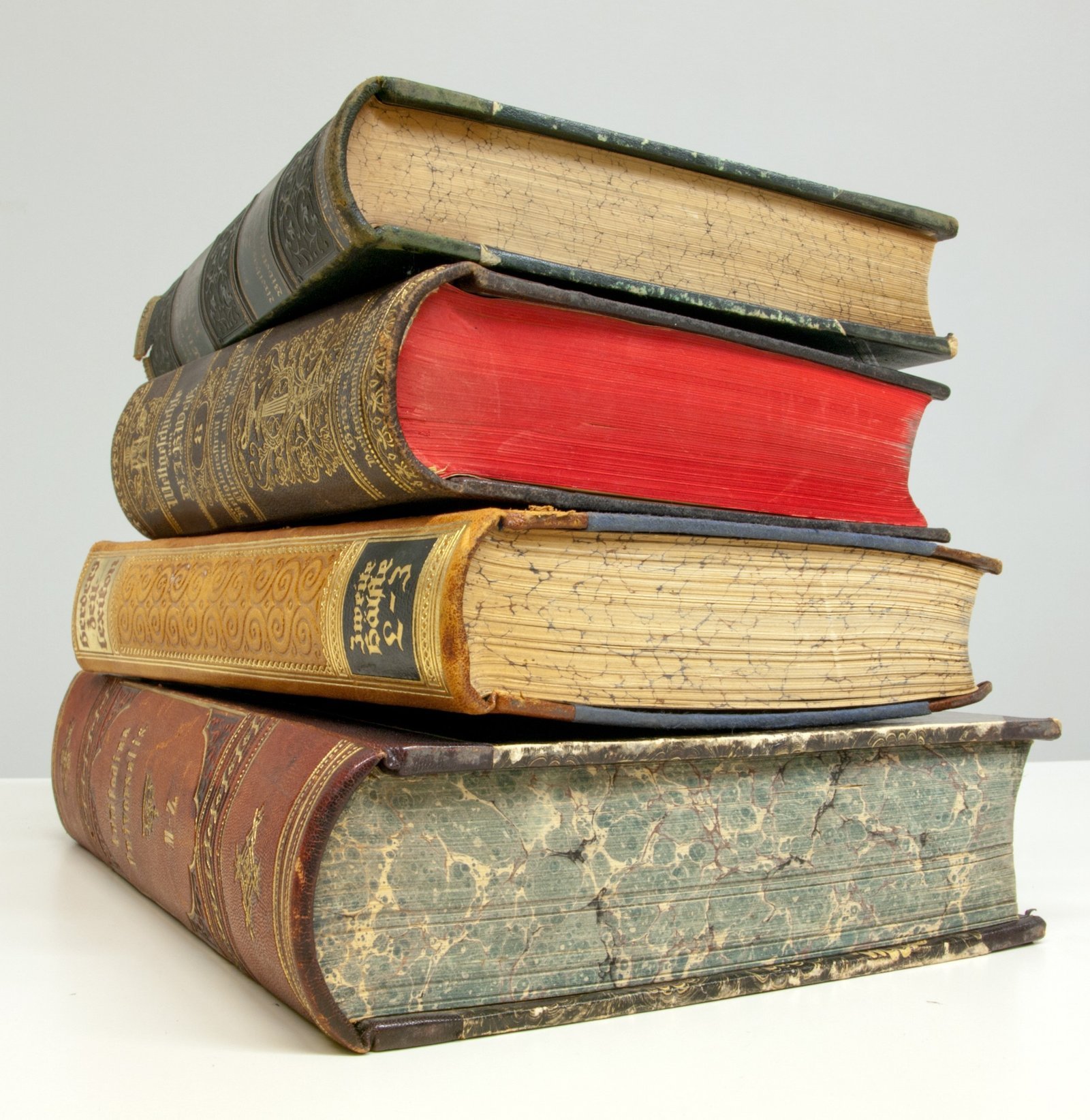 The Case for Reading the Overlooked (By Ch. Maderthoner, CC0)
