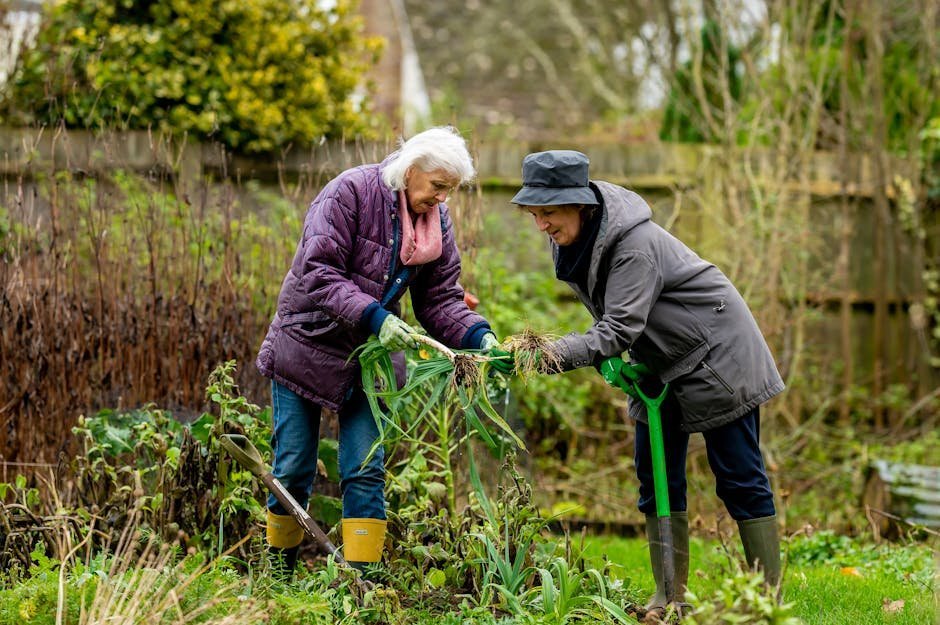 A Lifelong Connection: Gardening Across the Seasons of Life (Image Credits: Pexels)
