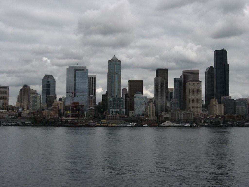 10. Seattle, Washington - The Emerald City's Quietly Brilliant Night Scene (Ken Lund, Flickr, CC BY-SA 2.0)