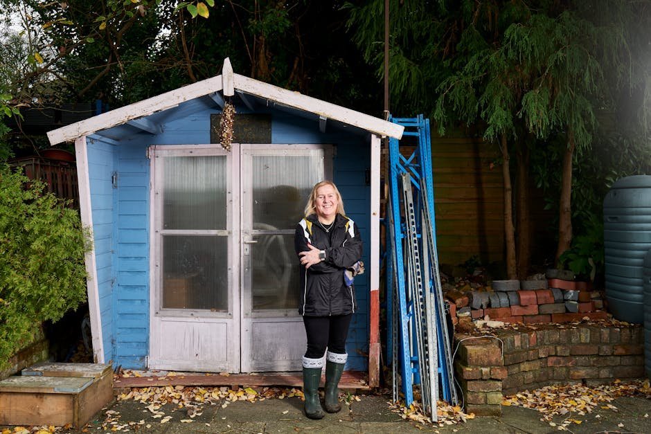 2. Virginia Woolf: Build a Writing Lodge in Your Garden's Corner (Image Credits: Pexels)
