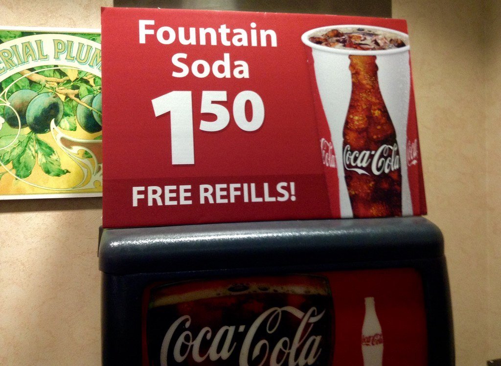 Free Refills as Standard (JeepersMedia, Flickr, CC BY 2.0)
