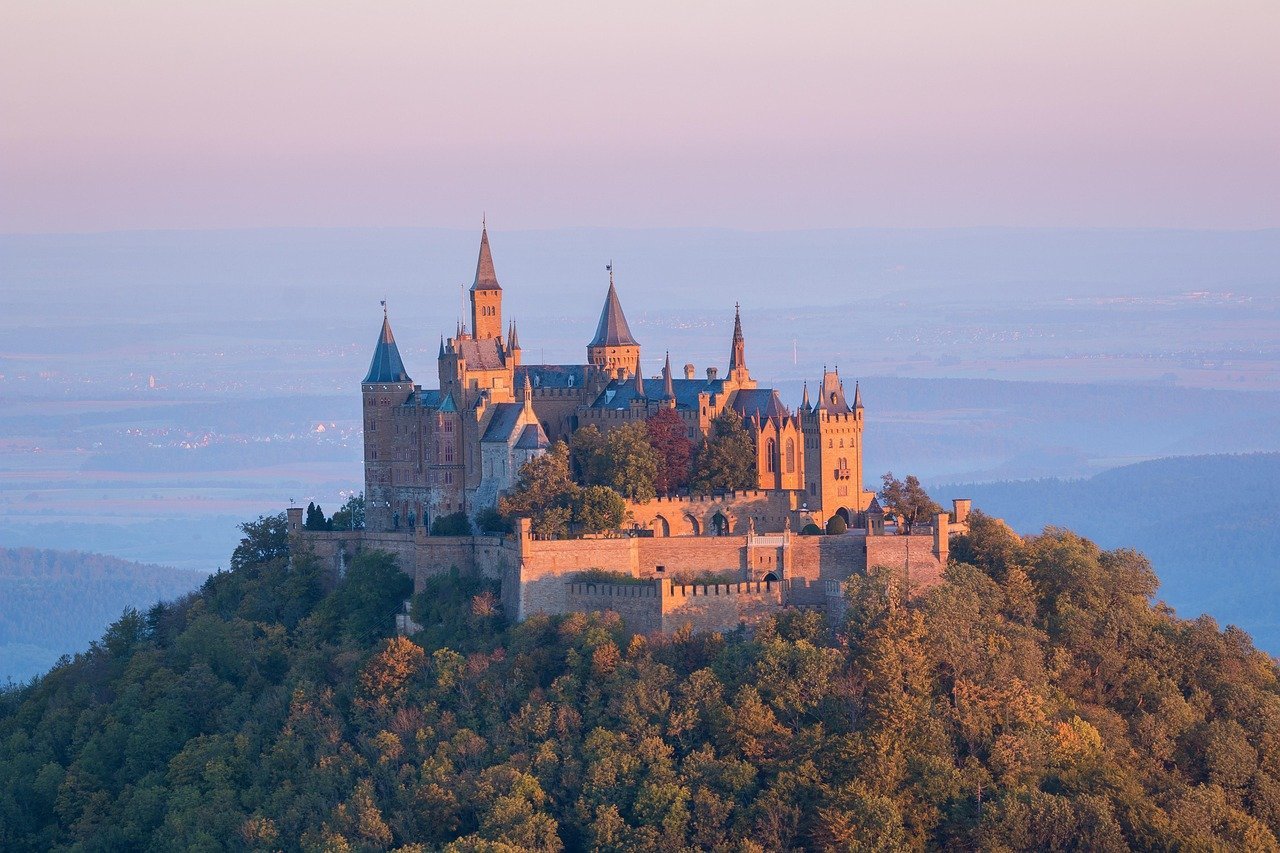 Hohenzollern Castle, Germany (Image Credits: Pixabay)
