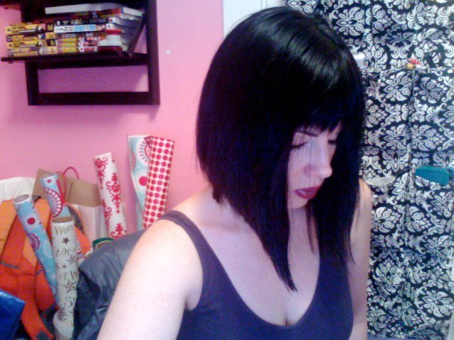 5. Baby Bangs and Blunt Fringes: The Face Frame Is Back (New Haircut, CC BY-SA 2.0)