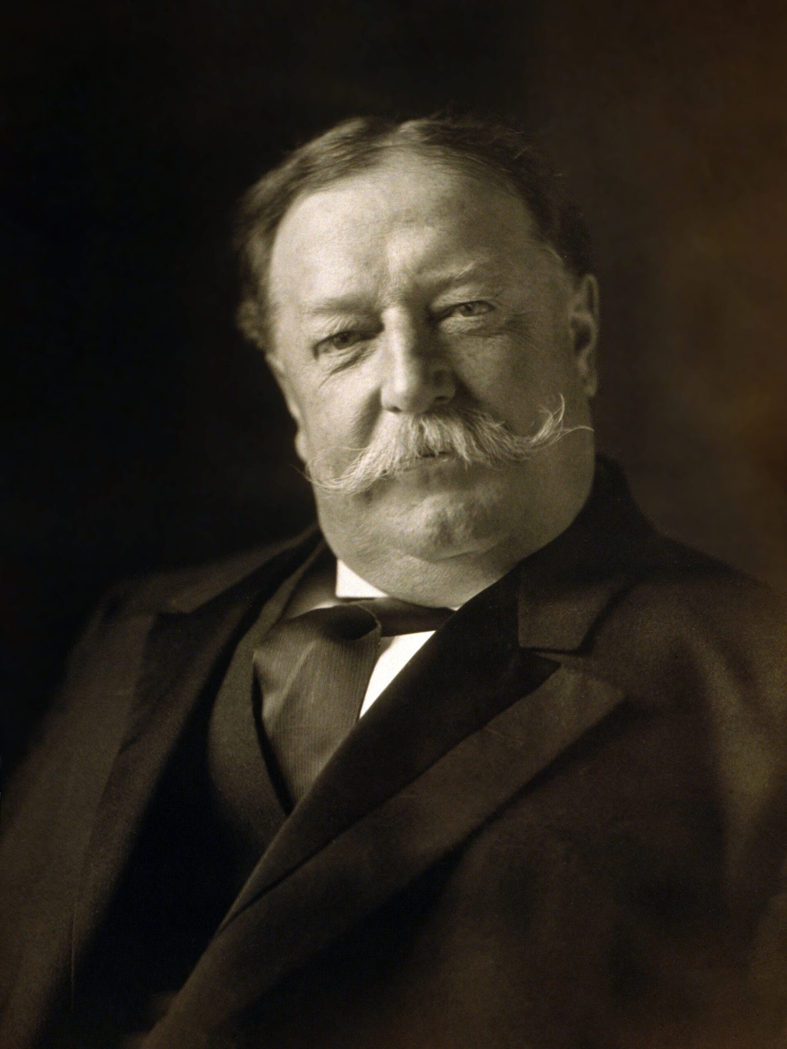 William Howard Taft's Hefty Morning Steaks (This image  is available from the United States Library of Congress's Prints and Photographs division under the digital ID cph.3f06279.This tag does not indicate the copyright status of the attached work. A normal copyright tag is still required. See Commons:Licensing., Public domain)