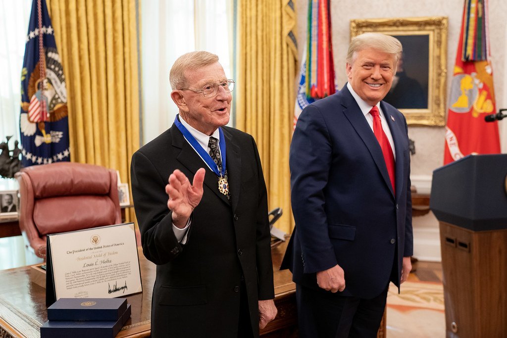 Lou Holtz (Image Credits: Flickr)