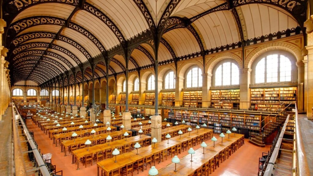 10 World's Most Beautiful Libraries That Are Marvels of Architecture.