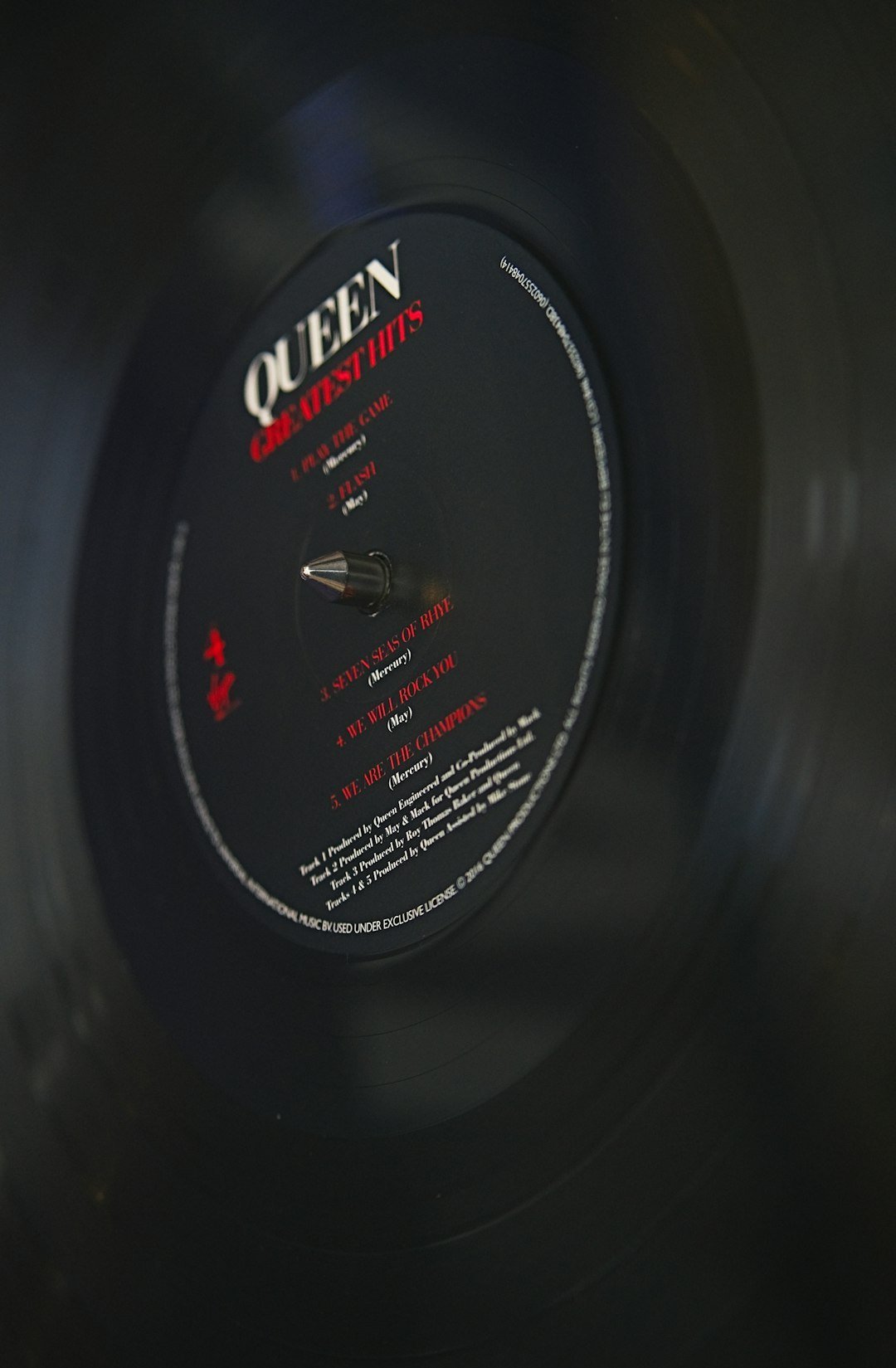 Inventing the "We Will Rock You" Stomp (Image Credits: Unsplash)