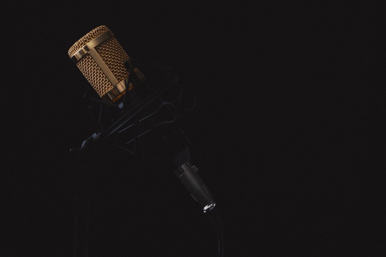 The DIY Ethos: Why Freedom Produced the Best Sounds (Image Credits: Pixabay)