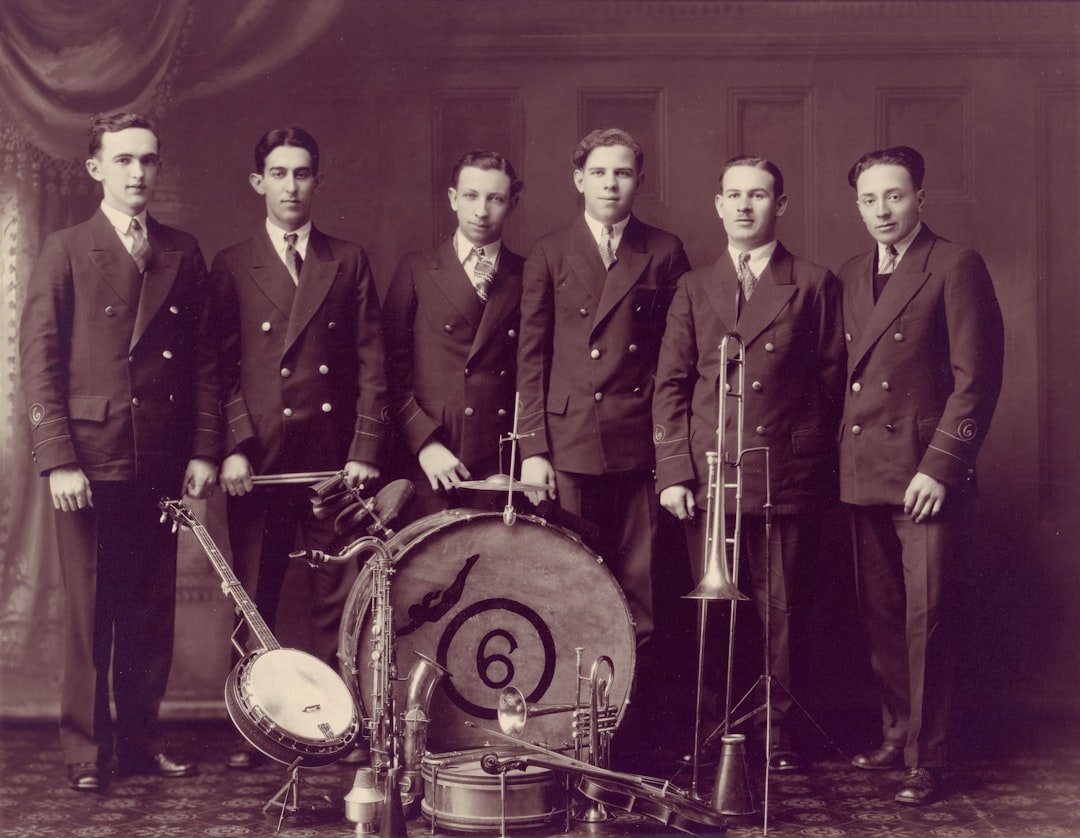 11. Doo-Wop: Street Corner Harmonies That Built a Generation (Image Credits: Unsplash)
