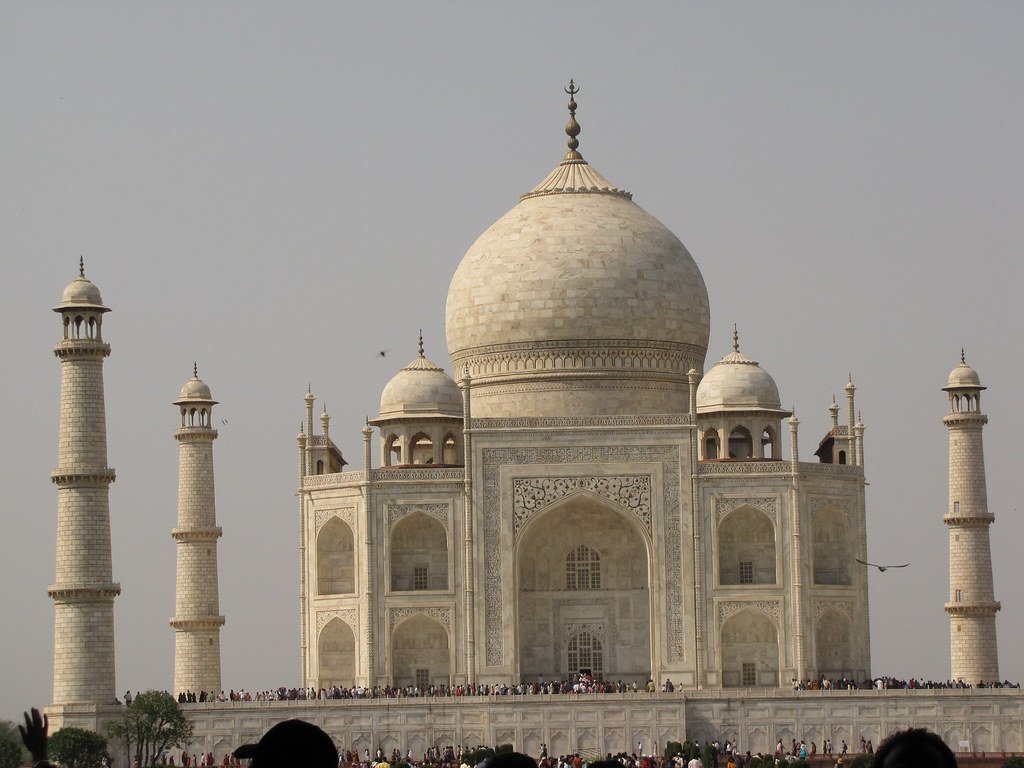 3. The Taj Mahal, Agra - Love Carved in White Marble (Friar's Balsam, Flickr, CC BY 2.0)
