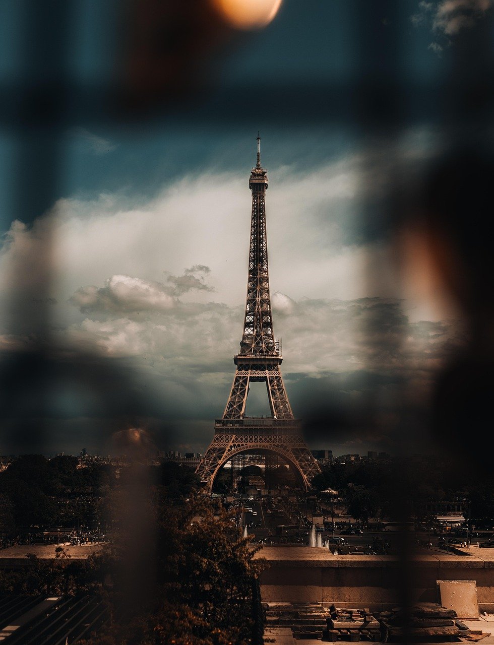 9. The Eiffel Tower, Paris - The Accidental Icon (Image Credits: Pixabay)