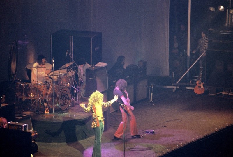 7. "Whole Lotta Love" - Led Zeppelin (1969): A Primal Explosion That Rewired Rock (led zeppelin, CC BY-SA 2.0)