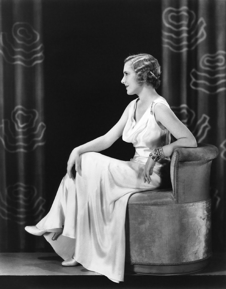 Easy Living (1937) (Tom McKinnon, Flickr, CC BY-SA 2.0)