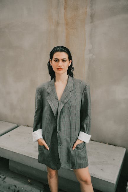 Oversized Blazers (Image Credits: Pexels)
