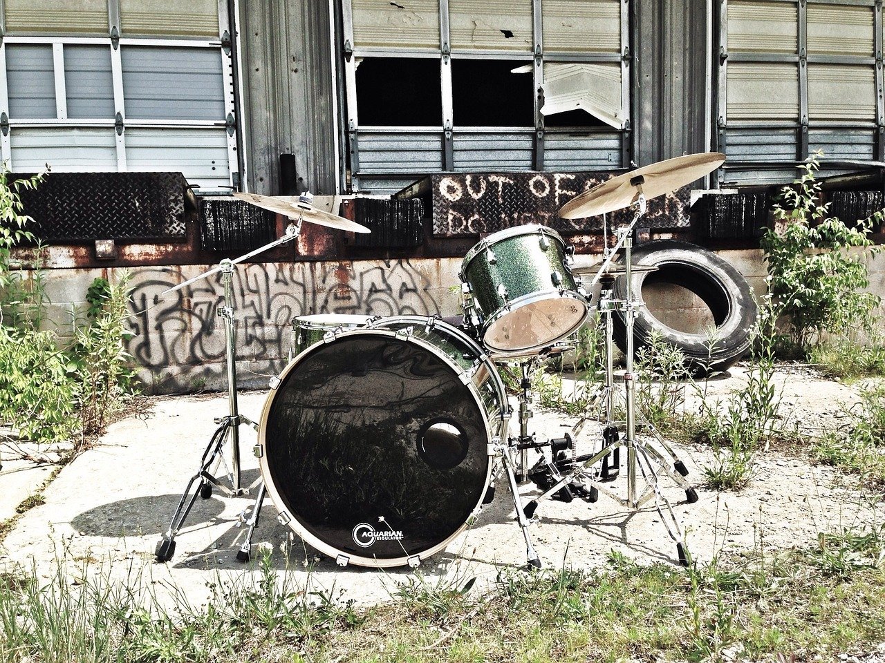 3. Grunge: Seattle's Angry Ghost Refuses to Rest (Image Credits: Pixabay)