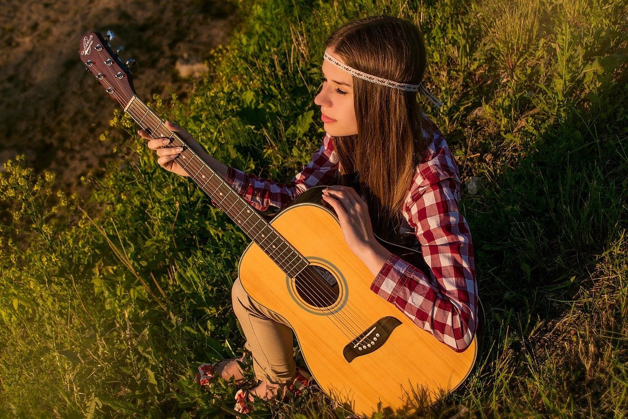 Misconception #7: Hippies Were Racially Diverse Revolutionaries (Image Credits: Pixabay)