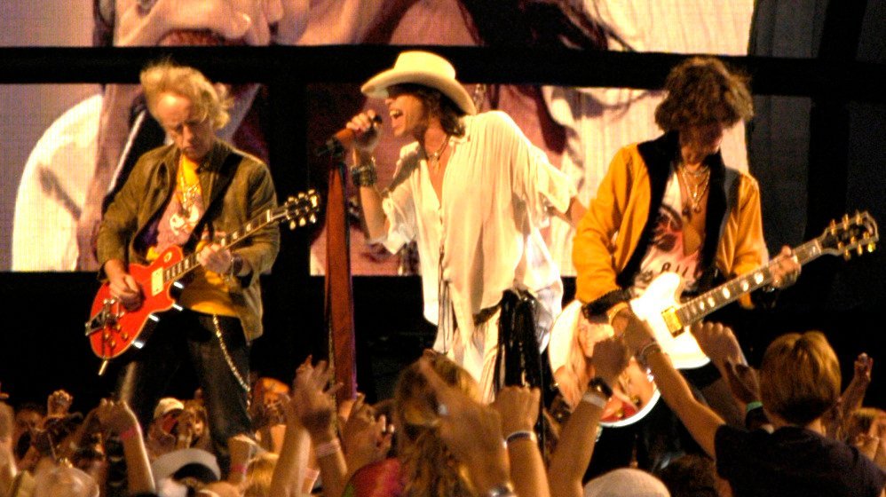 "I Don't Want to Miss a Thing" by Aerosmith (By Photographer's Mate 2nd Class Rob Rubio, Public domain)