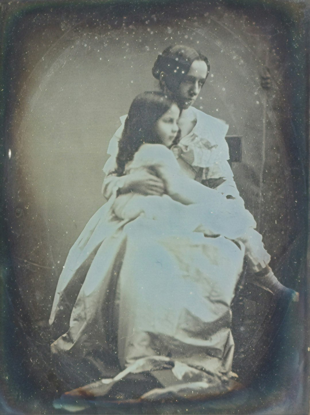 1. The Daguerreotype: The First Commercially Viable Photograph (Image Credits: Unsplash)