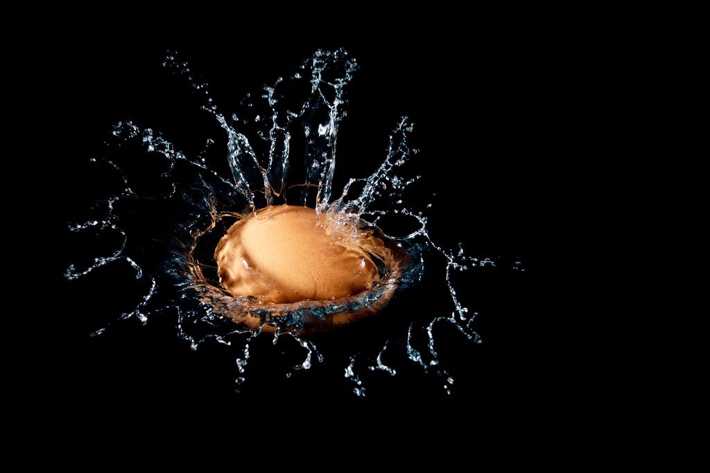 6. High-Speed Stroboscopic Photography: Seeing the Invisible (Luke Peterson Photography, Flickr, CC BY 2.0)