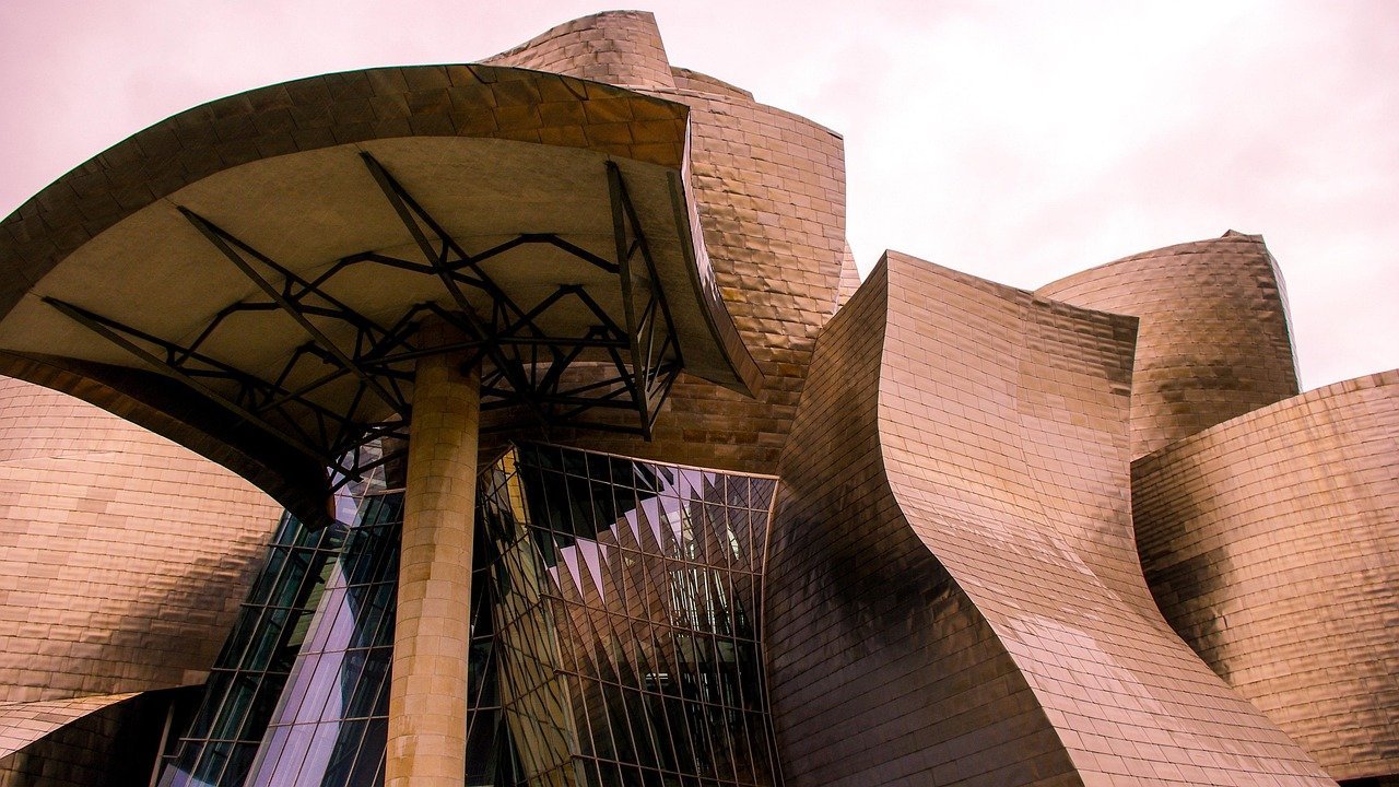 10. The Guggenheim Museum Bilbao, Spain (Image Credits: Pixabay)