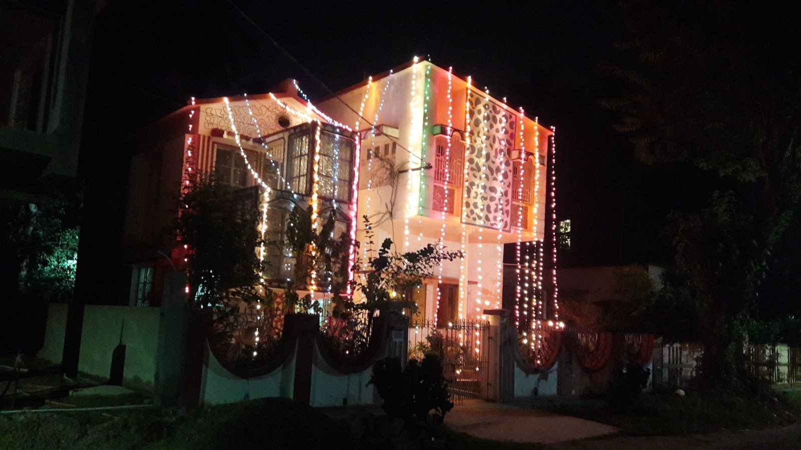 Diwali, India (By Dew kodu pagli, CC BY-SA 4.0)