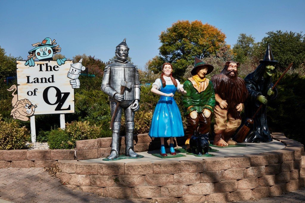 Political Populism in The Wizard of Oz (Image Credits: Rawpixel)
