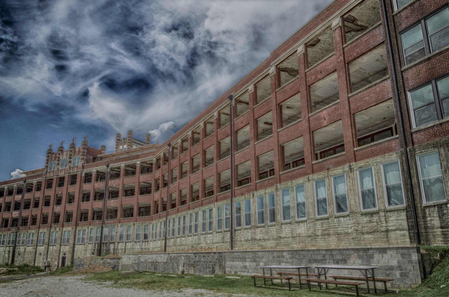 Waverly Hills Sanatorium, Louisville, Kentucky (By Royasfoto73, CC BY-SA 4.0)