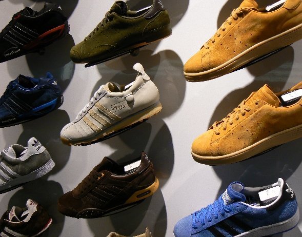 9. Hybrid Sneakers: Where Sport Meets Runway (Several Left Feet: 14/12/06, CC BY 2.0)