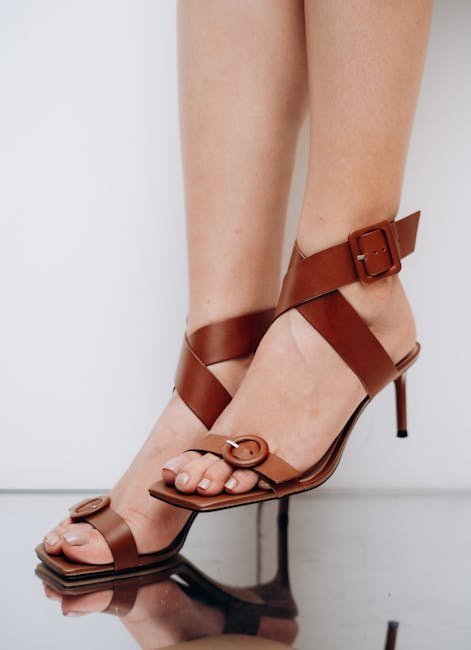 10. Thong Sandals: The Elevated Flip-Flop (Image Credits: Pexels)