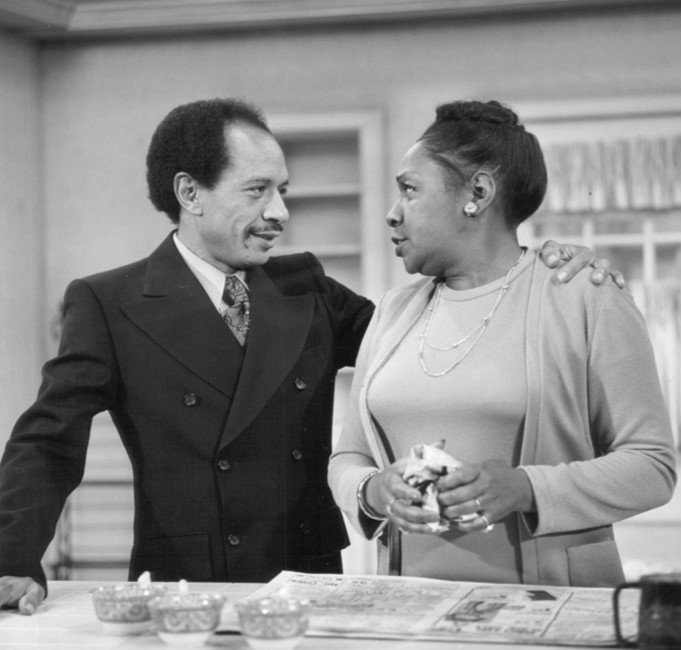 The Jeffersons (1975–1985) (eBay item
photo front
photo back
Transferred from en.wikipedia by SreeBot, Public domain)