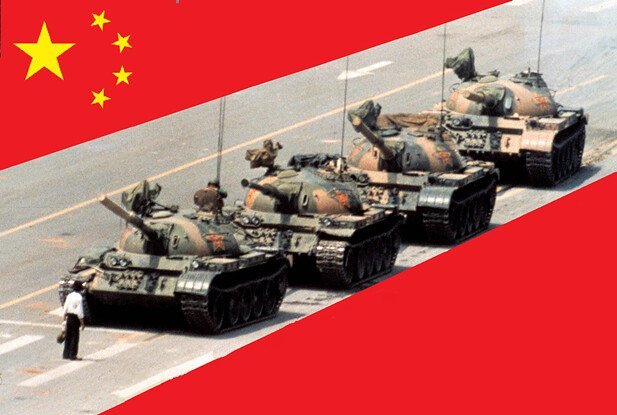 Tank Man, Tiananmen Square (1989) (Mike Licht, NotionsCapital.com, Flickr, CC BY 2.0)