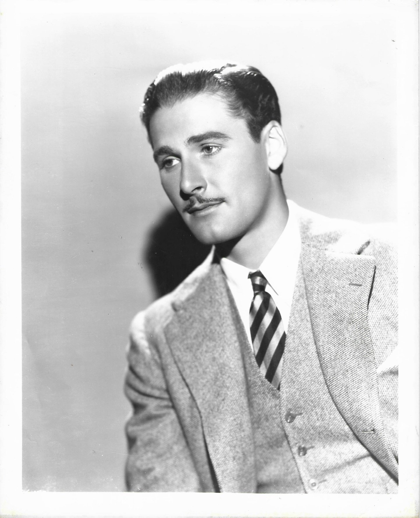 Errol Flynn's Statutory Rape Trial (Gabriel Dorneles Private Collection, CC BY-SA 4.0)