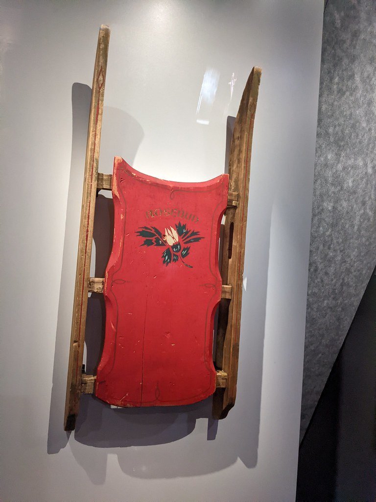 Rosebud Sled from Citizen Kane (gruntzooki, Flickr, CC BY-SA 2.0)
