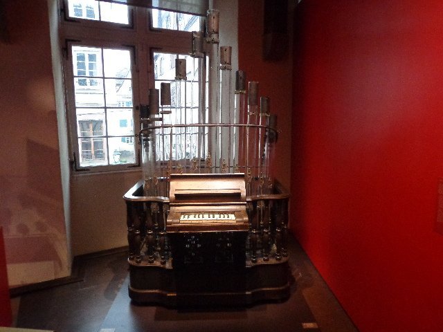 Pyrophone (By Edelseider, CC BY-SA 3.0)