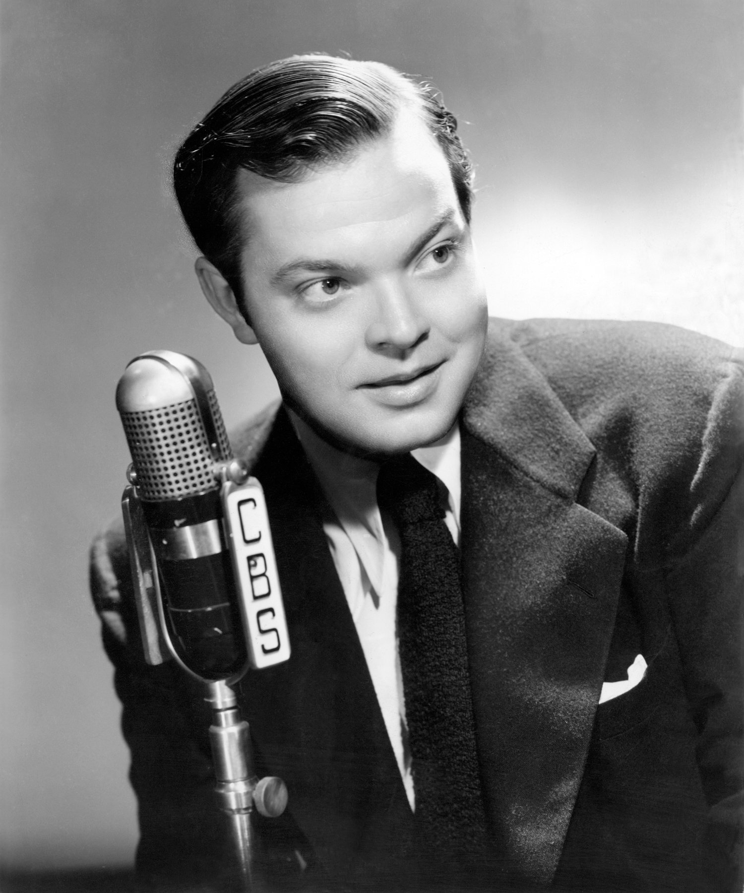 Orson Welles and The Magnificent Ambersons (Self scan of original 8 x 10 promotional photograph, Public domain)