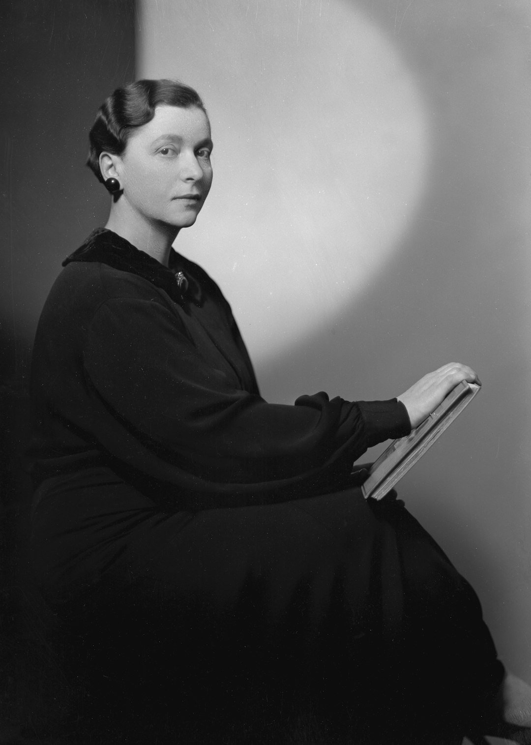 The Second Sex by Simone de Beauvoir (Image Credits: Unsplash)