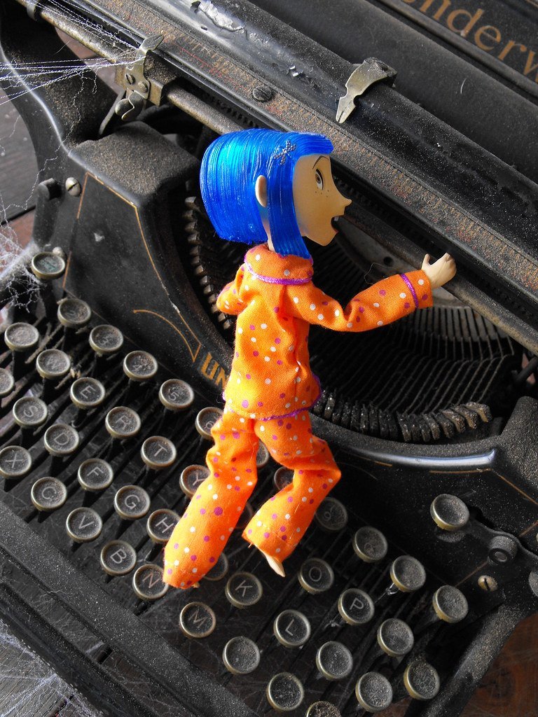 Coraline (monster 777, Flickr, CC BY 2.0)
