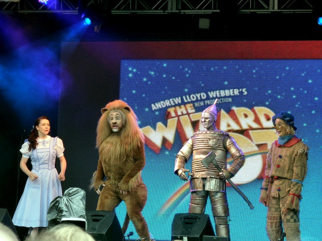The Wonderful Wizard of Oz (LindaH, Flickr, CC BY 2.0)