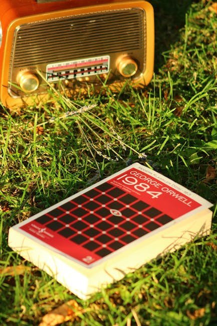 1984 by George Orwell (Image Credits: Pexels)