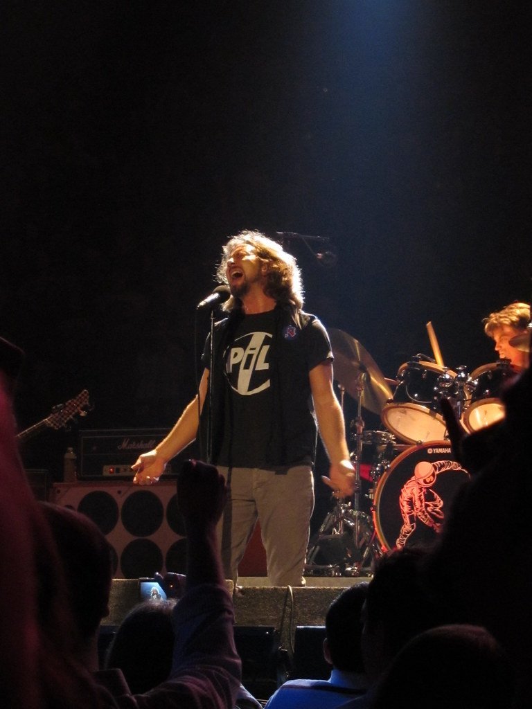 Pearl Jam's "Yellow Ledbetter": Grunge Enigma in 1992 (tammylo, Flickr, CC BY 2.0)