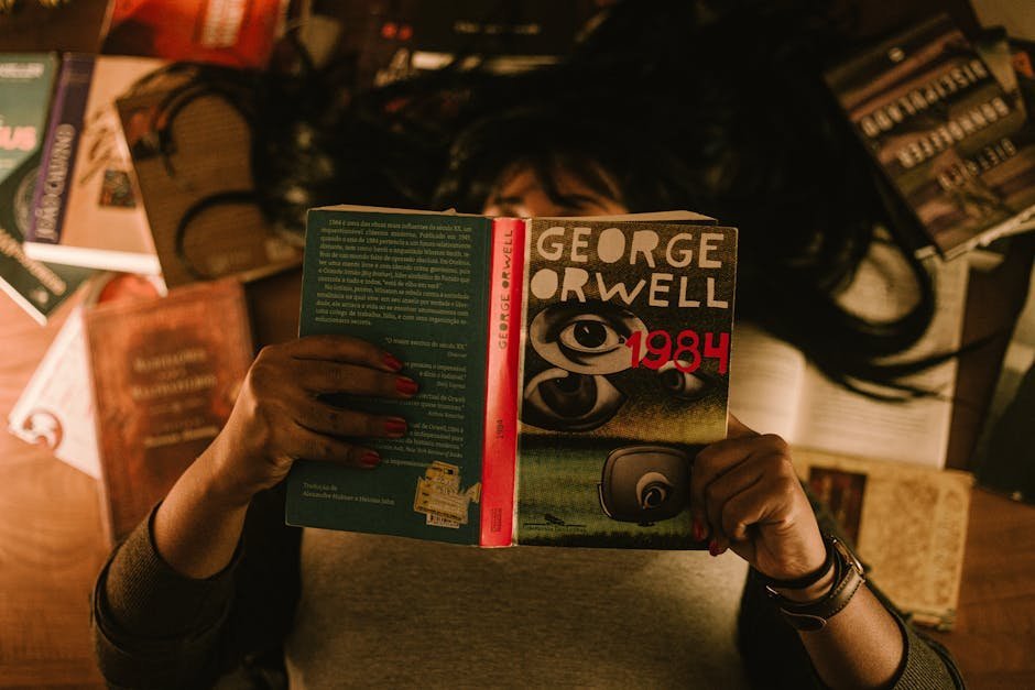 1984 by George Orwell (Image Credits: Pexels)