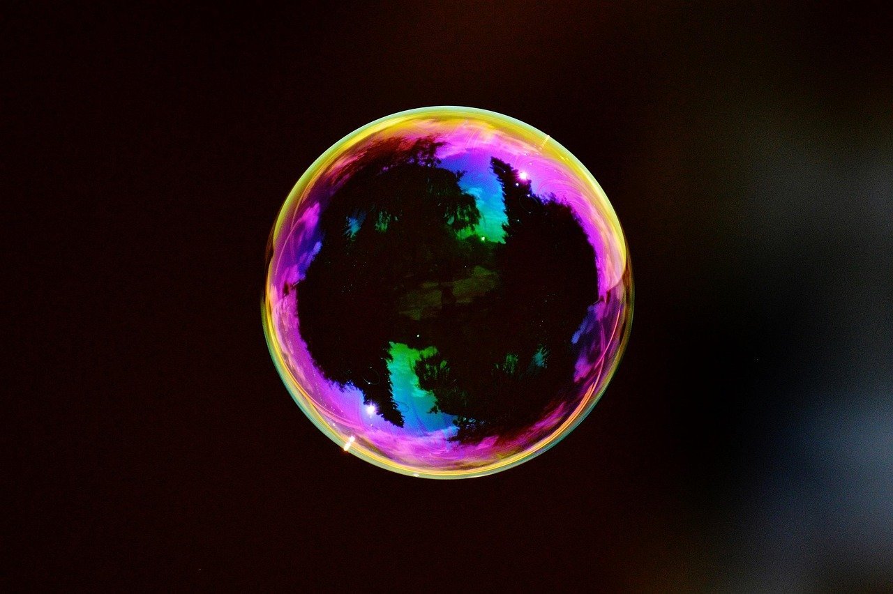 4. Using Dish Soap as Insecticide (Image Credits: Pixabay)