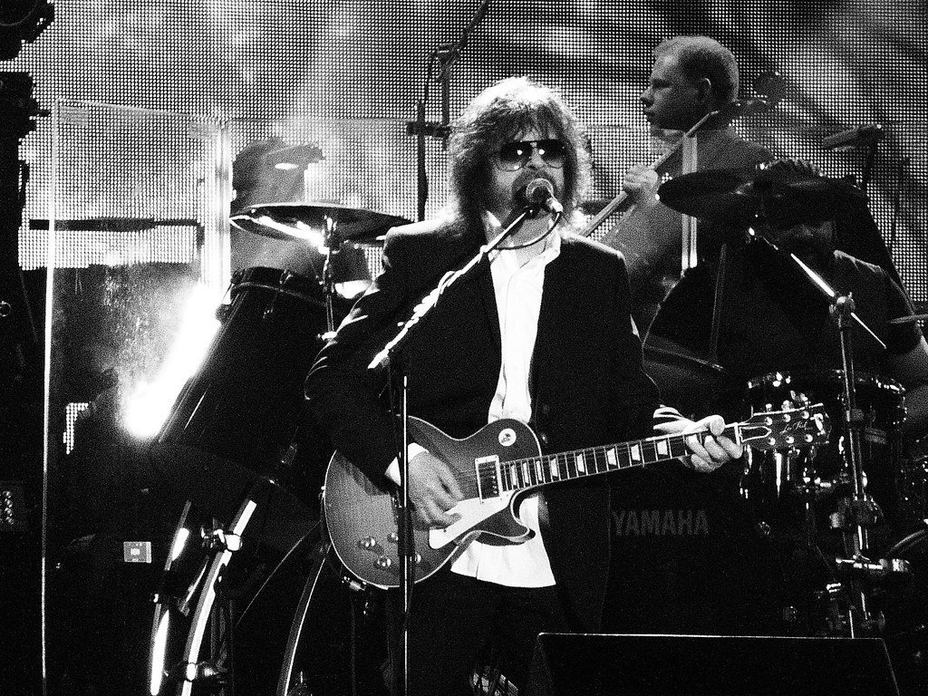 10. Electric Light Orchestra's "Don't Bring Me Down" (paulcarless, Flickr, CC BY 2.0)