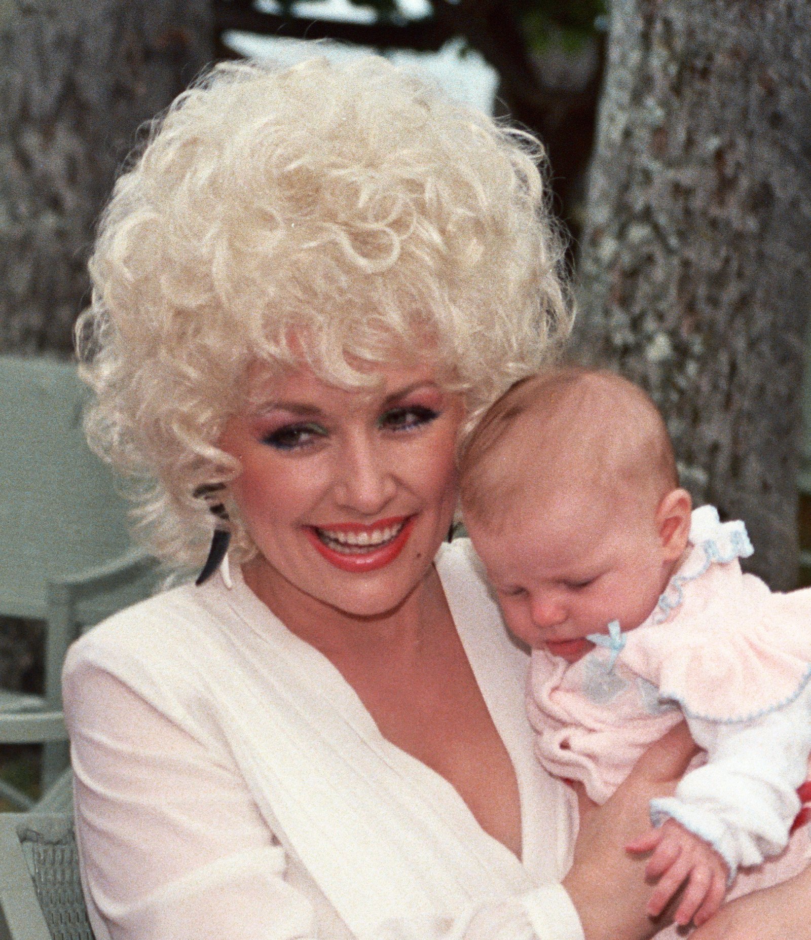 I Will Always Love You by Dolly Parton (originally posted to Flickr as Dolly Parton, CC BY 2.0)