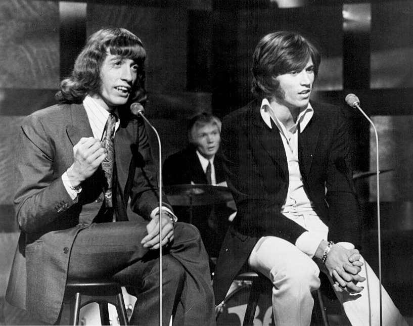Bee Gees (eBay
front

back, Public domain)
