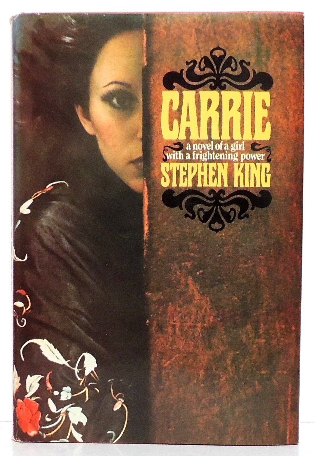 Carrie by Stephen King (eBay:

image 1
image 2
image 3
image 4
image 5
image 6
image 7
image 8
image 9
image 10
image 11
image 12, Public domain)